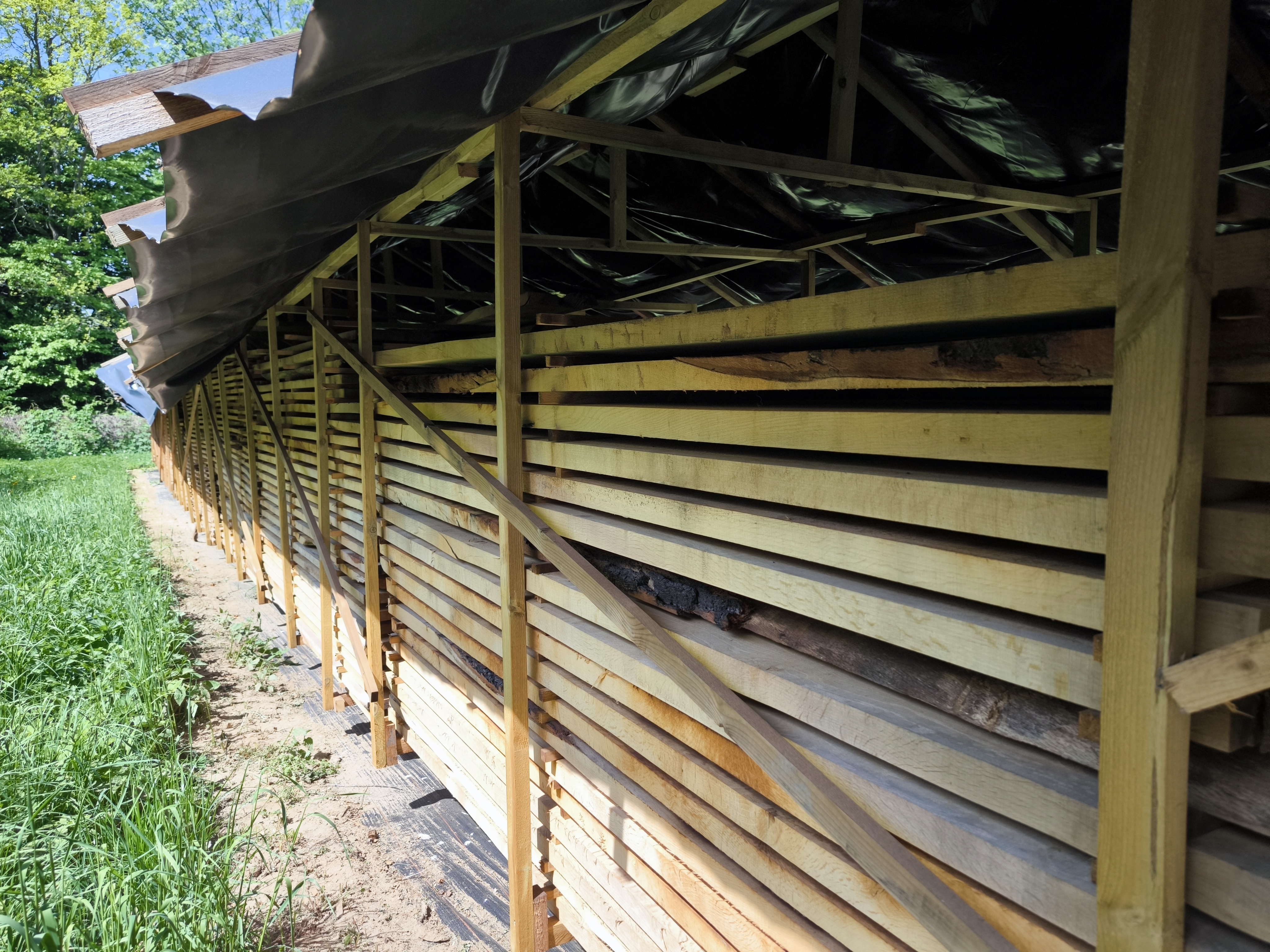 przechowywanie tarcicy